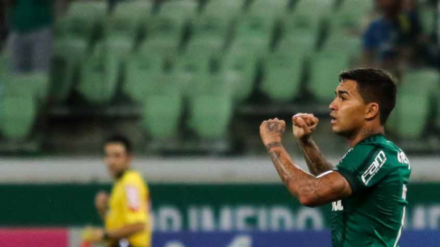 ATUAÇÕES: Prass brilha, Deyverson reage a vaias com gols e Dudu decide