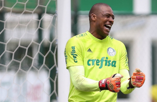 Adorado pela torcida e invicto, Jailson surpreende e inicia 2018 como titular