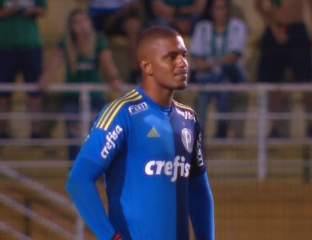 Portuguesa vence nos pênaltis, e Palmeiras mantém jejum na Copinha