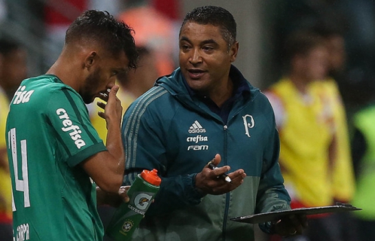Guerra aproveita chance e é mais um 'obstáculo' para Scarpa ser titular