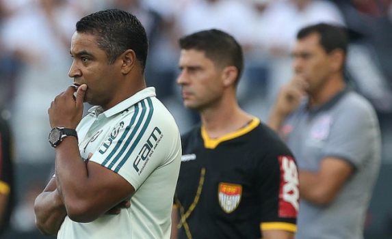 Além da polêmica: faltou bola para o Palmeiras vencer o Dérbi de Itaquera