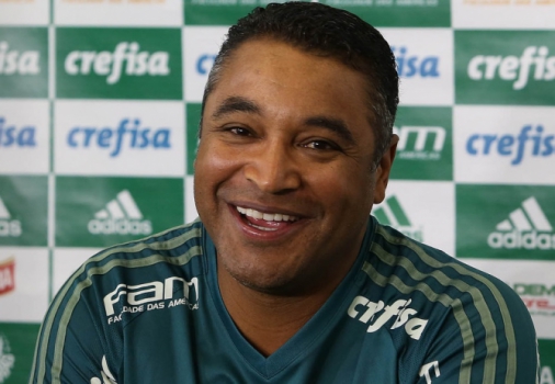 O 'método Roger': técnico fala da influência de Tite e explica o que leva dos treinos para o jogo