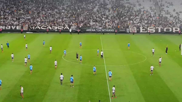 Torcida do Corinthians - treino aberto