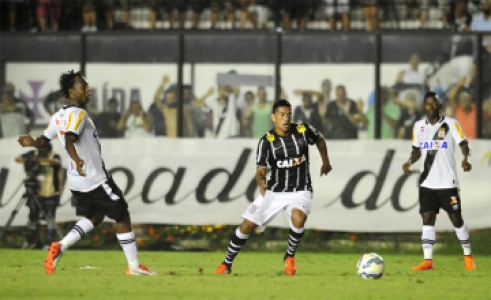 Campeonato Brasileiro - Vasco x Corinthians (foto:Dhavid Normando/Futura Press)