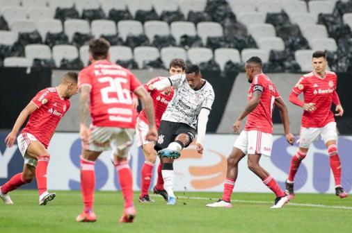 Joe equaled Romero in the ring and scored the third goal in five matches at the start of Corinthians