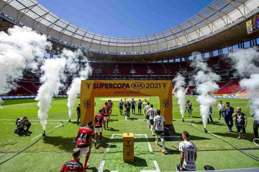Supercopa do Brasil: CBF tem propostas para levar Palmeiras x Flamengo para  o exterior | LANCE!