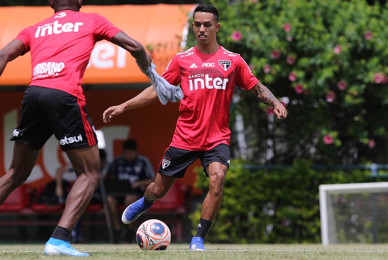 São Paulo FC on X: O Tricolor está escalado! ⚽ Guarani x São