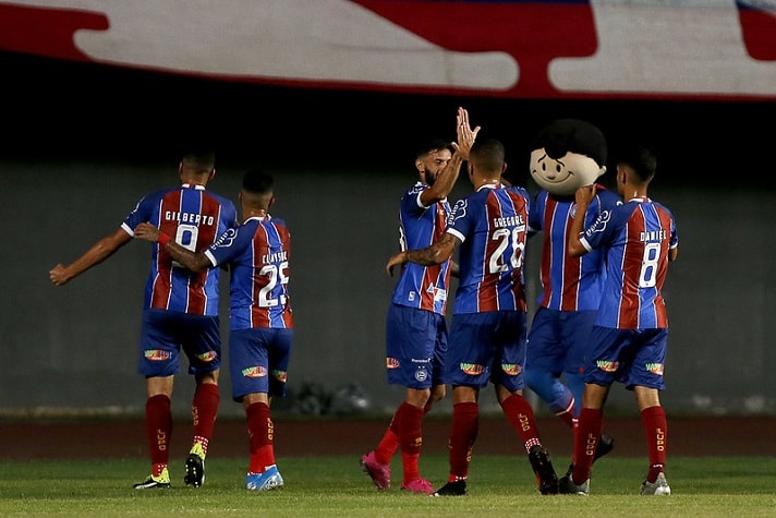 Agora é a vez do Bahia! Veja os times que jogaram duas ou mais