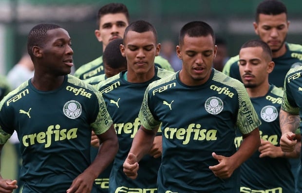 Agora podem cinco: veja quem mais vezes saiu do banco no Palmeiras