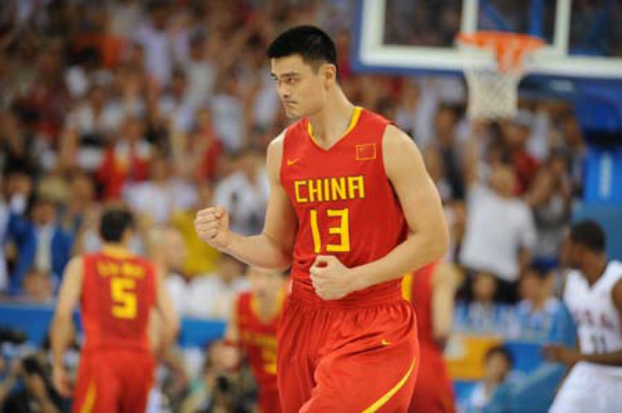 YAO MING - o mais famoso ídolo do esporte na China 