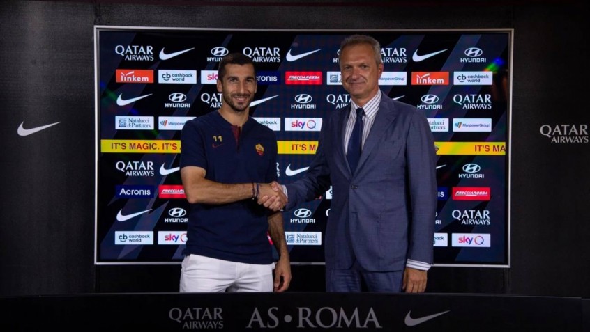 Mkhitaryan veste camisa 77 da Roma 