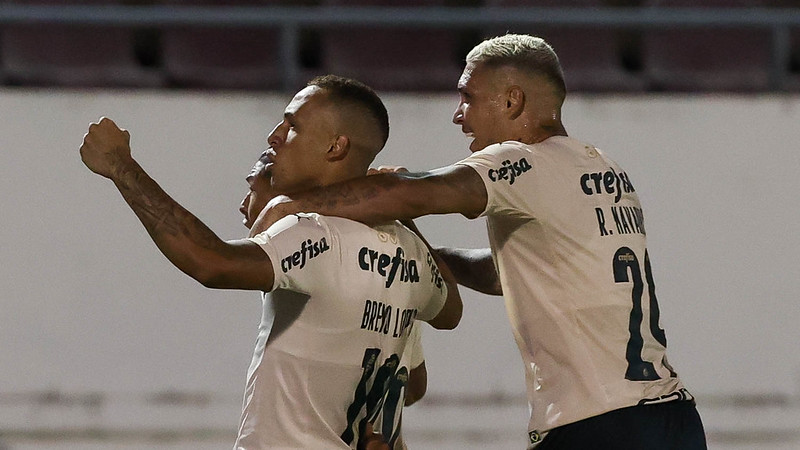 Sao Paulo, Brazil. 03rd Apr, 2022. SP - Sao Paulo - 04/03/2022 - PAULISTA  2022 FINAL, PALMEIRAS X SAO PAULO - Palmeiras players celebrate the title  of champion during the award ceremony