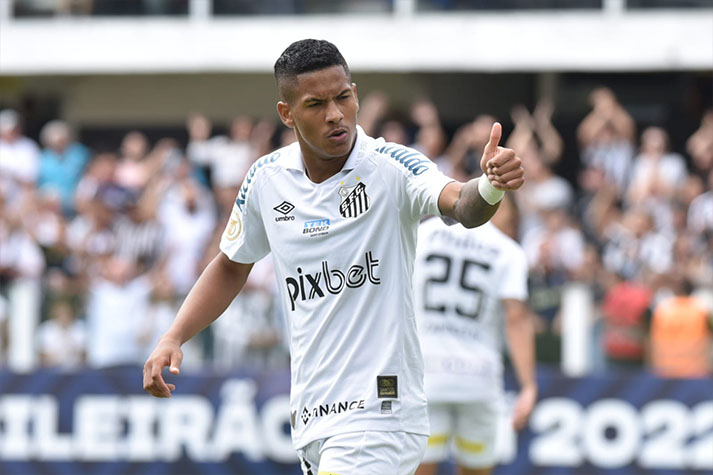 Site aponta 31 jogadores do Brasileirão que mais valorizaram em 2023 –  LANCE!