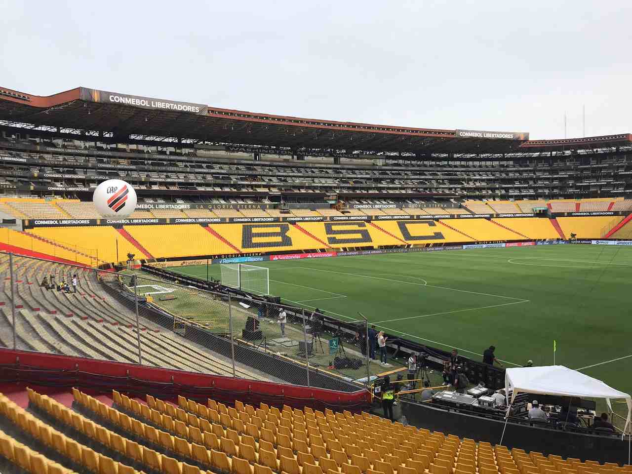 Conheça o Estádio Libertadores de América, palco de River Plate x Athletico  –