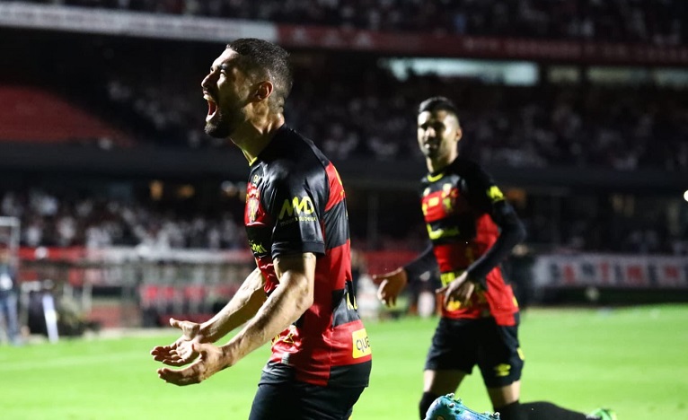 Lance - FLAMENGO LIDERA COM FOLGA LISTA DE ELENCOS MAIS CAROS