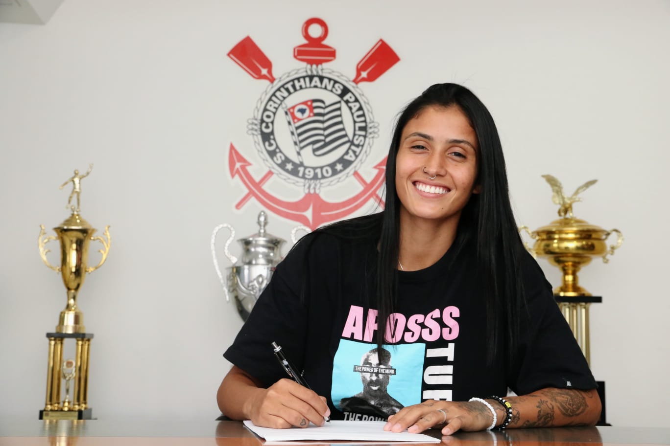 Novo reforço, Jaqueline se surpreende com recepção da torcida do Corinthians 