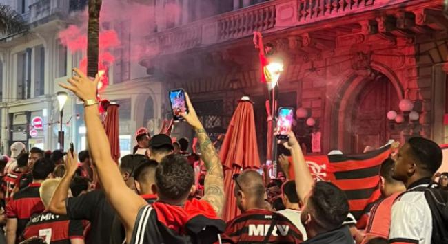 Torcida do Flamengo - Montevidéu