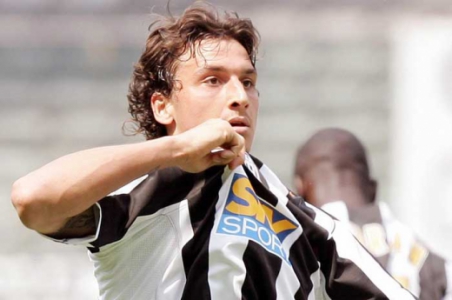 Após a Euro, Ibrahimovic acertou com o primeiro gigante italiano, a Juventus, em 2004
