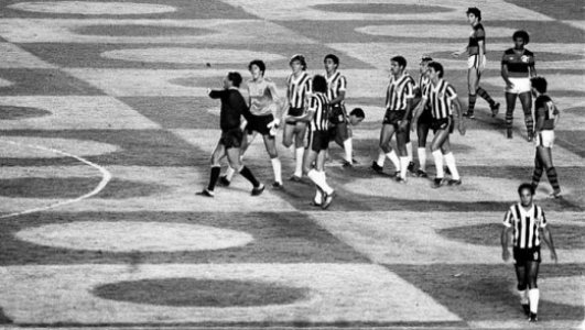 Atlético 0x0 Flamengo - 21/8/1981 (jogo no qual cinco atleticanos foram expulsos)