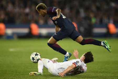 Neymar (PSG) - Em seu retorno após lesão no pé, Neymar brilhou, fez gol, deu assistência e, de quebra, ainda "rompeu o gelo" com Cavani, uma vez que até se abraçaram em alguns momentos na impactante vitória sobre o Bayern.