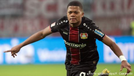 Vitória do Leverkusen sobre o Bayern teve golaço e quebra de jejum