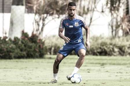 Jorge, lateral-esquerdo Santos