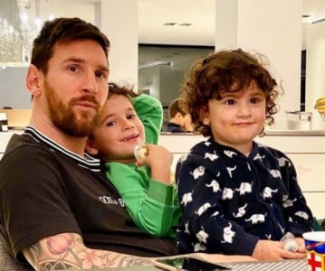Lionel Messi posa com filhos em campanha de prevenção ao coronavírus
