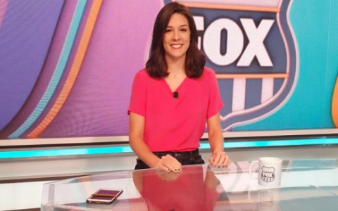Narradora da Fox Sports explica vídeo com filho que viralizou na web | LANCE! Narradora da Fox Sports explica vídeo com filho que viralizou na web | LANCE!