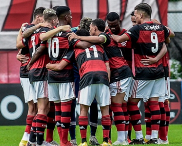 Técnico Mauricinho exalta grupo por reação no Brasileiro Sub-20: Para jogar no Flamengo tem que ter personalidade