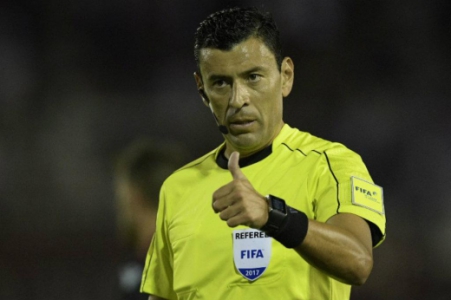 Conmebol define o chileno Roberto Tobar como o árbitro do confronto entre Palmeiras e Athletico-PR