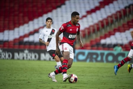 Vitinho - Flamengo x Vasco