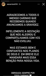 Weverton e esposa