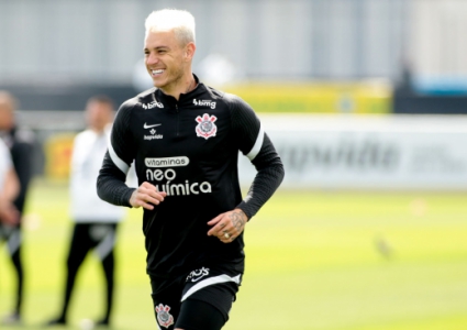 Depois de primeiro treino, Roger Guedes diz sentir se em casa no Corinthians 