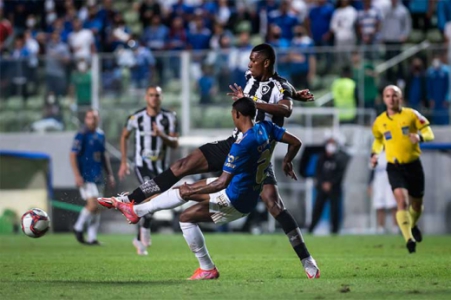Em Jogo Movimentado Cruzeiro E Botafogo Empatam Pela Serie B Do Brasileirao Lance