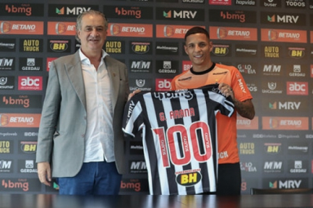 Arana, que completou 100 jogos pelo Galo, mira uma das vagas na Copa do Mundo do Catar, que será disputada este ano