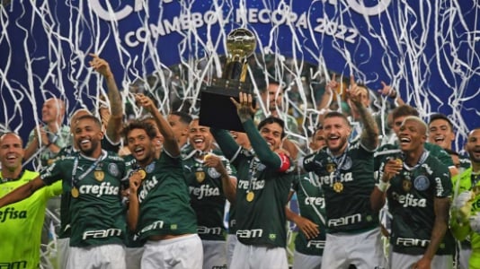 PALMEIRAS, CAMPEÃÂÂÂO DA RECOPA SUL AMERICANA 2022 (Foto: O LANCE)