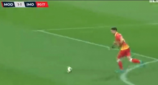 Gol de goleiro na Itália