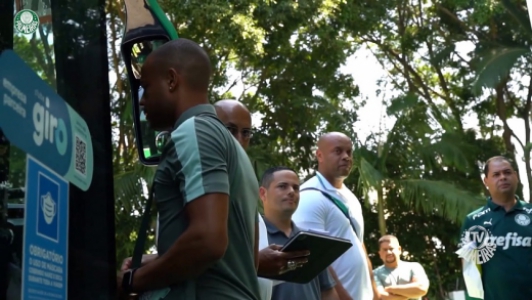 Veja os bastidores do Palmeiras no Equador