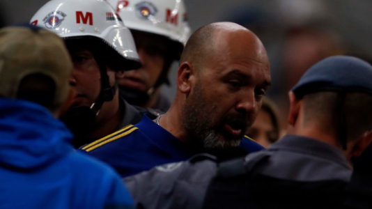 Torcedor do Boca Juniors Sendo Preso