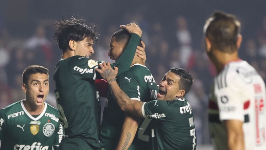 Com gols nos acréscimos, líder Palmeiras derrota o São Paulo de virada pelo Brasileirão - ISTOÉ Independente