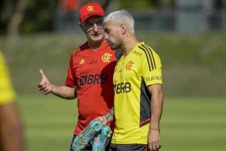 Dorival Júnior e Arrascaeta