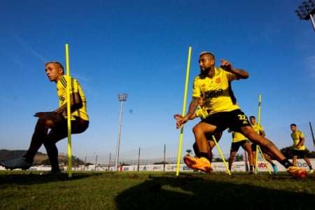 Everton Cebolinha e Arturo Vidal - Flamengo