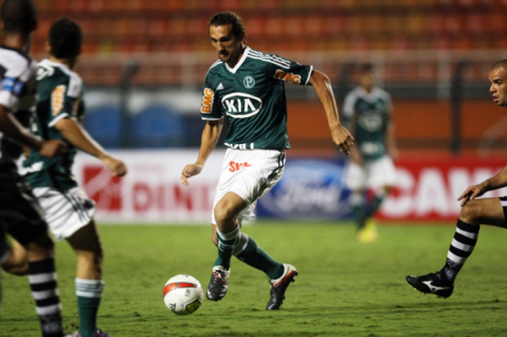 Barcos está em Lisboa pelo Sporting, que venderá Montero a clube chinês