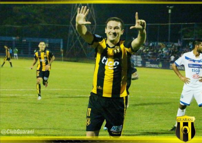 Grêmio faz proposta por atacante sul-americano, diz jornal