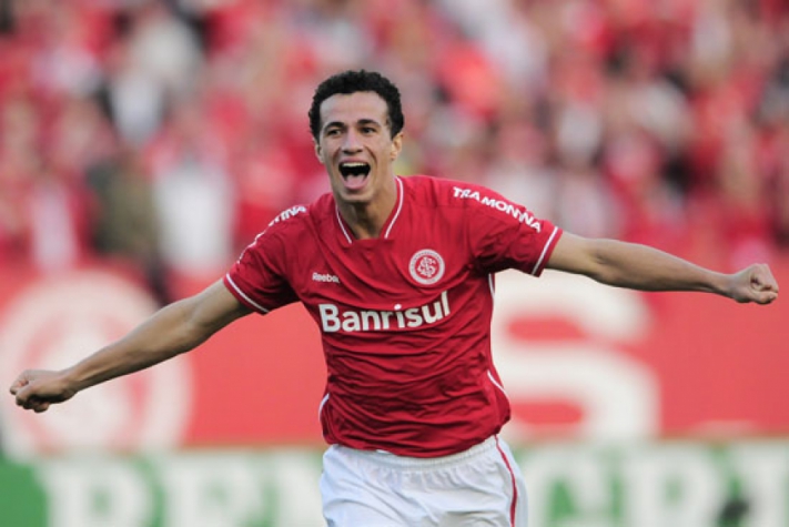 Piffero diz que Inter 'não fará loucuras' por Leandro Damião | LANCE!
