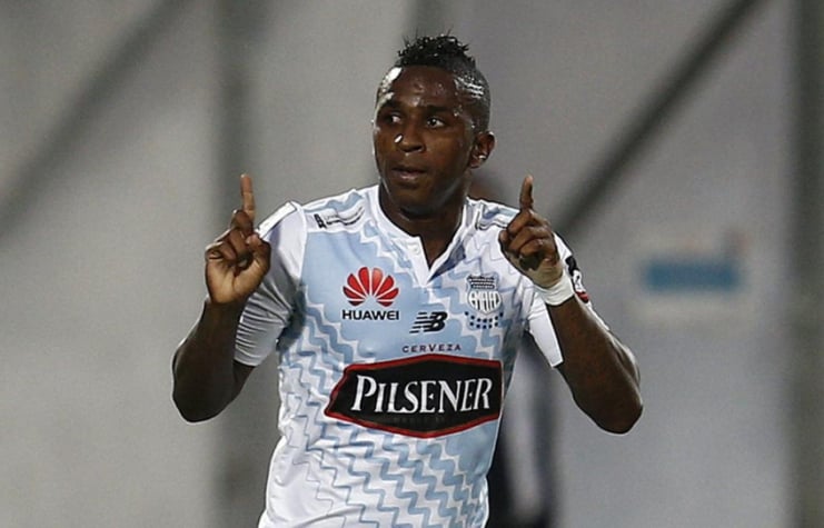 Bolzan exalta acerto de Grêmio com Bolaños: Foi um tiro certeiro