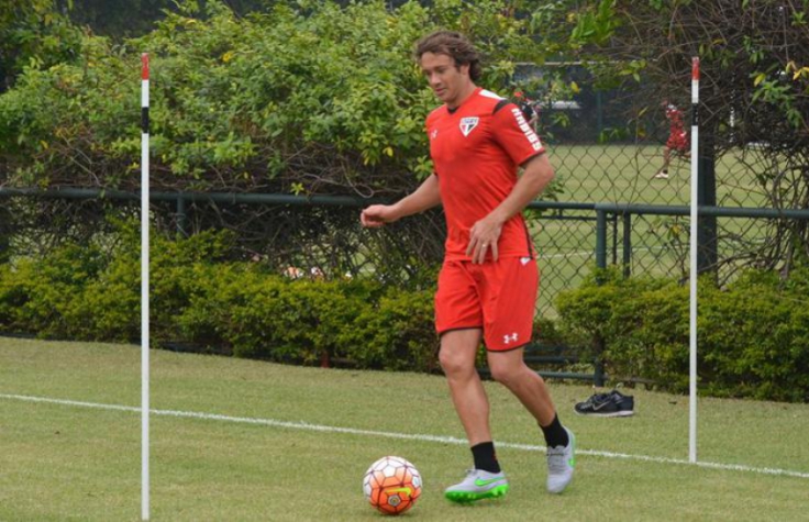 Lugano vai a campo e deve reforçar o São Paulo no Independência
