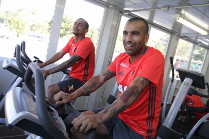 Atlético-PR faz sondagem por Sheik, mas empresário acha acerto difícil