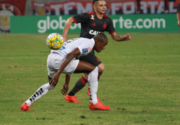 Fla não sai do zero com o Santos e continua fora do G-4; Peixe dorme líder