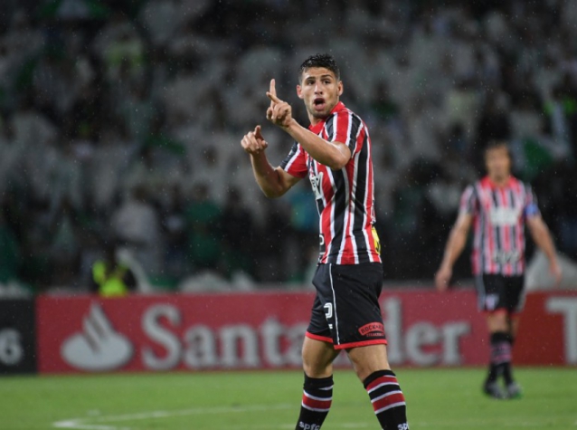 2016: O São Paulo fez o artilheiro com os 9 gols do argentino Jonathan Calleri